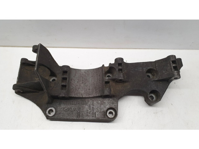 Кронштейн крепления двигателя