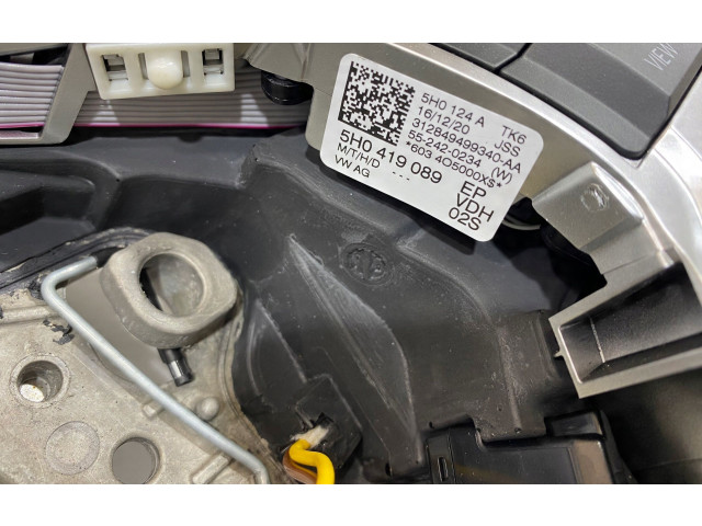 Руль Volkswagen Golf VIII 2019 - года 5H0419089EP, 5H0956542A