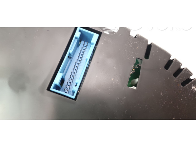 Панель приборов 8X0920930G   Audi A1       