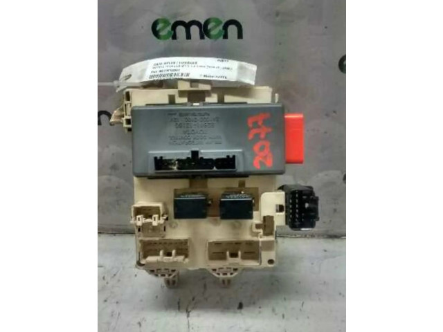 Pojistková skříňka 8264112150 Toyota Corolla E110