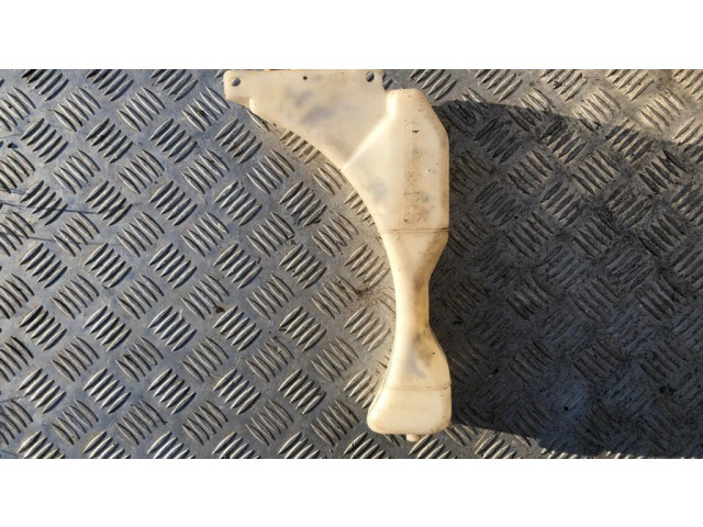 Бачок оконной жидкости