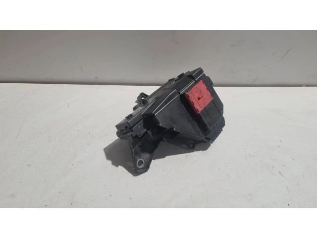 Pojistková skříňka Mercedes-Benz C W205 2016