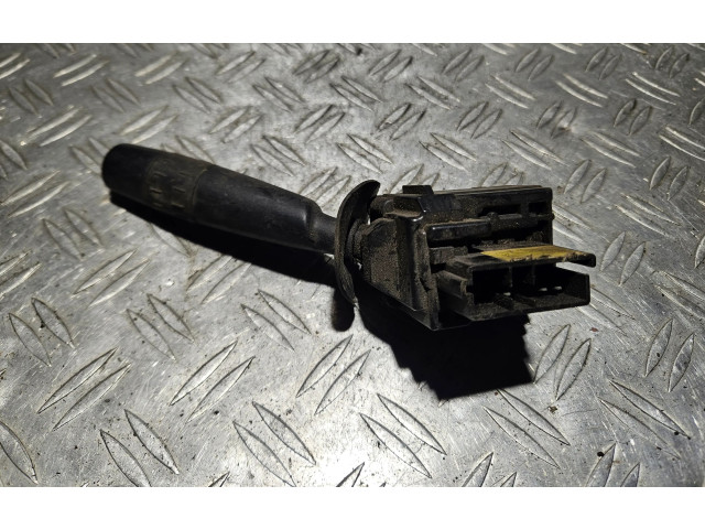 Ручка стеклоочистителей    Peugeot 605