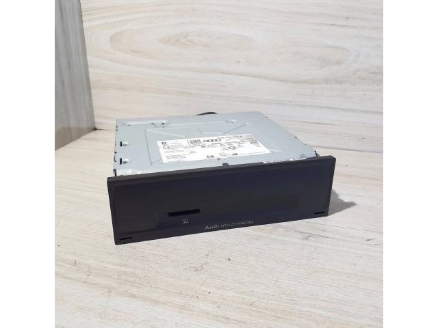 Блок предохранителей 83A035842A   Audi A1    