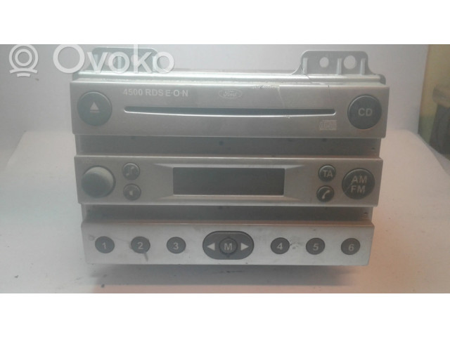 Радио/ проигрыватель CD/DVD / навигация