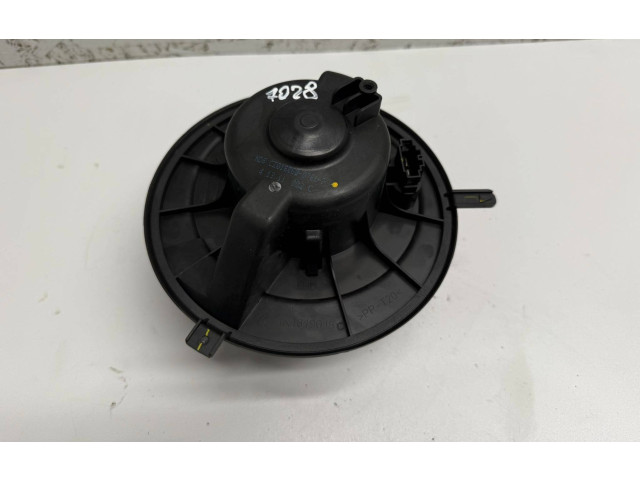 Вентилятор печки 1K1819015C Skoda Yeti (5L)