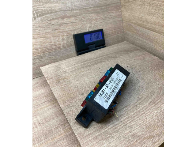 Блок предохранителей  1K28167010A   KIA Sephia    