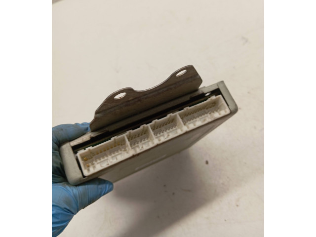 Блок управления двигателя MD351866, E2T68374 Mitsubishi Carisma