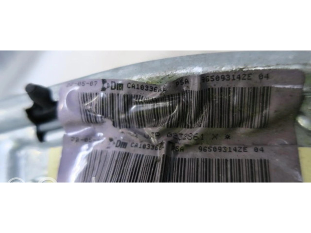 Подушка безопасности водителя 96509314ZE Citroen Berlingo