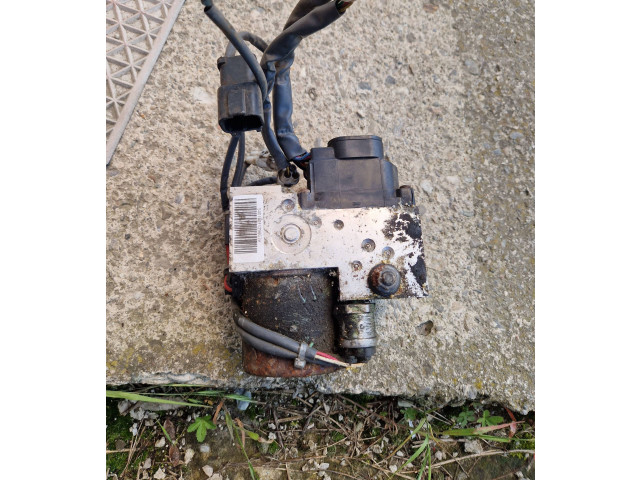 Блок АБС 27536SA000 Subaru Forester SG 2006 - 2008 года