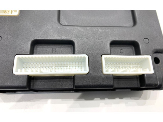 Блок управления 95400-1PAW0   KIA Venga