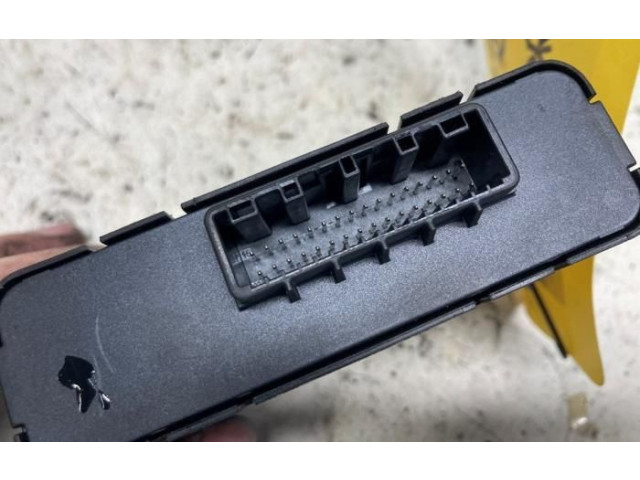 Блок управления 284Y66LA7B, F005V03220 Dacia Sandero III