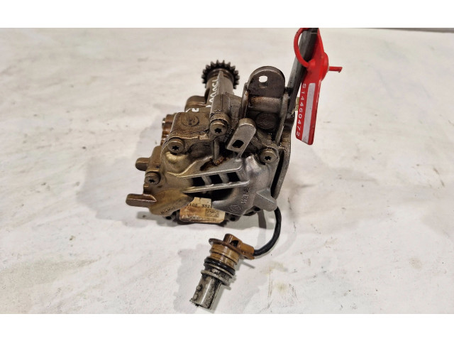 Масляный насос   150002257R, 1501000Q2L  Renault Clio IV 