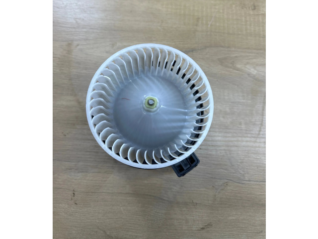 Вентилятор печки 8727001790, HB111KR2200 Mazda CX-3