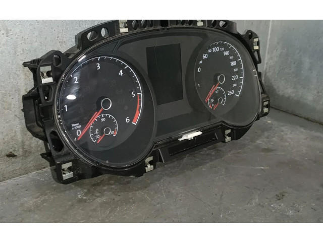 Панель приборов 5G1920741B   Volkswagen Golf VII       