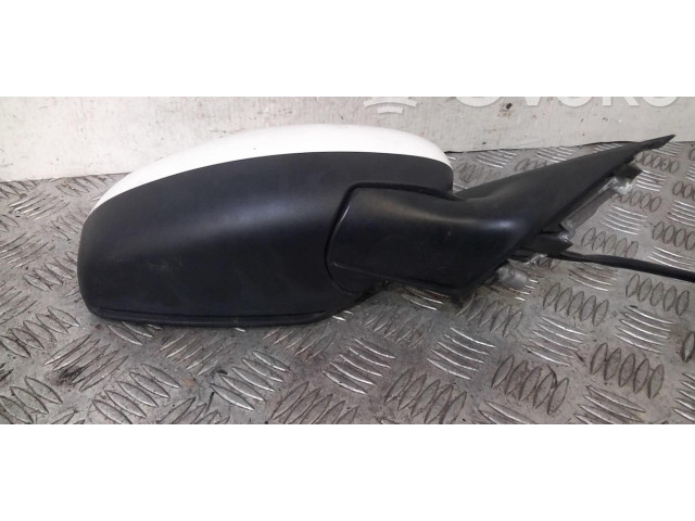 Зеркало электрическое Skoda Fabia Mk2 (5J) 2007 - 2014 года