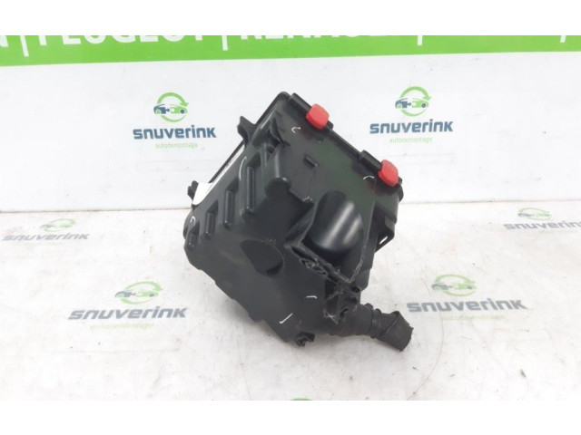 Pojistková skříňka 30S454004502, 882341633 Peugeot 208 2021