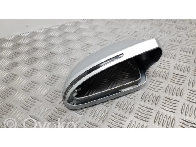 Пластиковая отделка зеркала