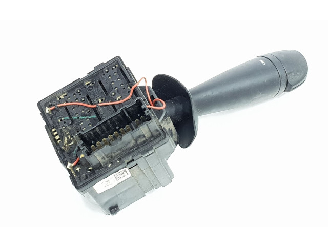 Ручка стеклоочистителей 8201168008, 8201168008 Dacia Duster