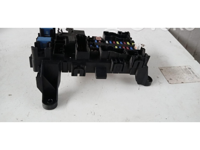 Pojistková skříňka 64J2, 64J2 Suzuk Grand Vitara I 2005