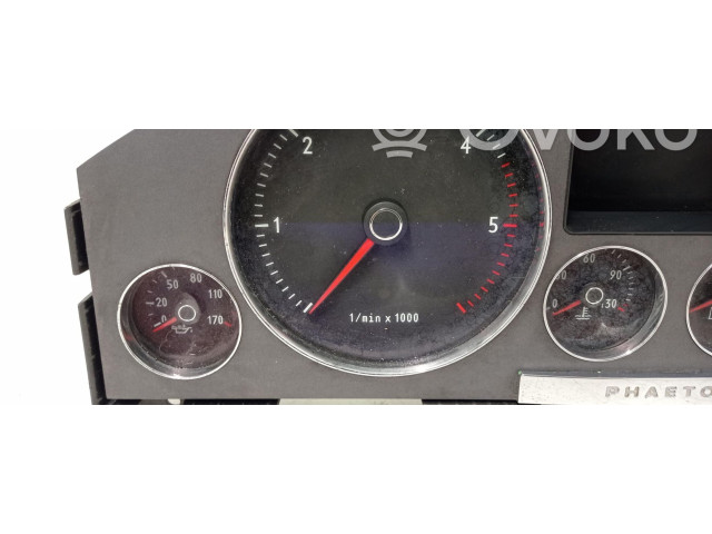 Панель приборов 3D0920881H   Volkswagen Phaeton       