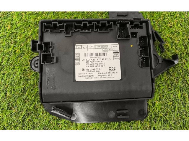 Блок управления дверью     A2218709792, A0054474532    Mercedes-Benz S AMG W221 