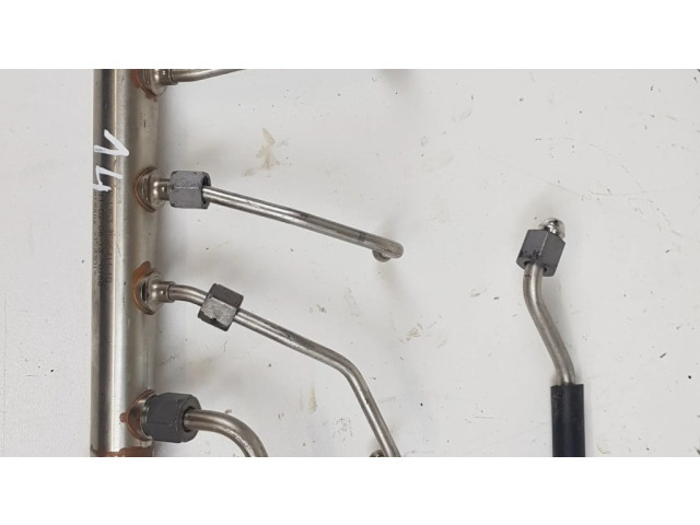 Топливная рампа 7585411 BMW Z4 E89 2.5