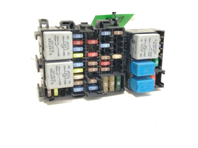 Pojistková skříňka Řídící jednotka BSM    Renault Clio IV 2015