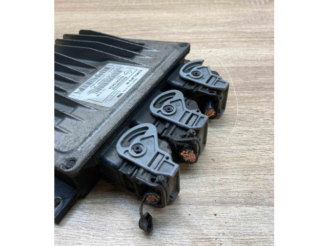 Řídící jednotka 8200399038, 8200619409   Renault Megane II 2006