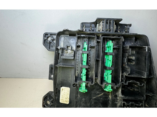 Pojistková skříňka 9K18, 659K18 Mazda 626 2000