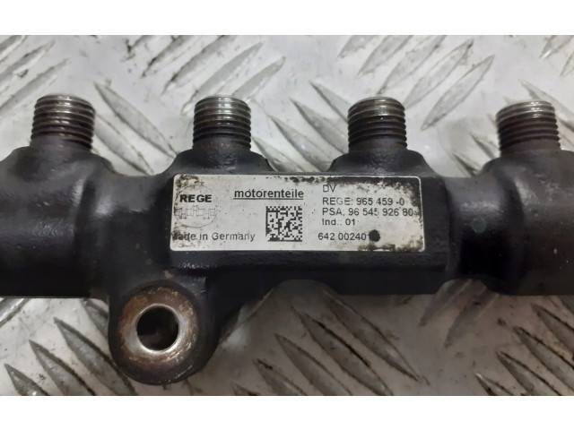 Топливная рампа 9654592680 Mazda 3 I