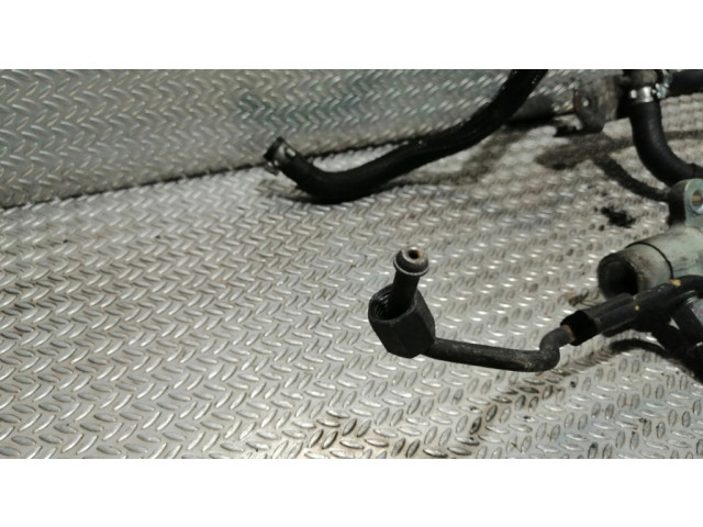 Vstřikovací lišta A6110700395, 0445214038 Mercedes-Benz Sprinter W901 W902 W903 W904 pro naftový motor 2.2