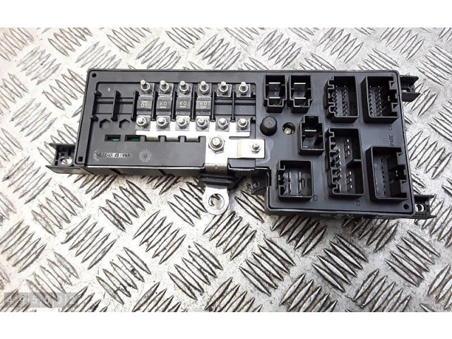 Турбина Блок предохранителей Volvo S80 9494207, 518322003