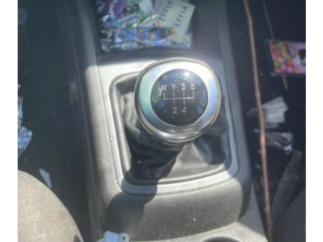 Дисплей       KIA Ceed