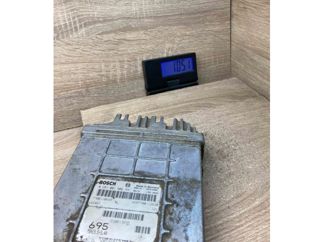 Блок управления двигателем Блок управления 7700110648, 0281001906 Volvo S40, V40