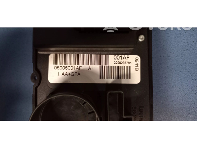 Блок управления климат-контролем 05005001AF Chrysler Voyager