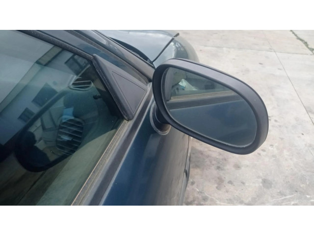 Зеркало электрическое Mitsubishi Carisma 2000-2004 года