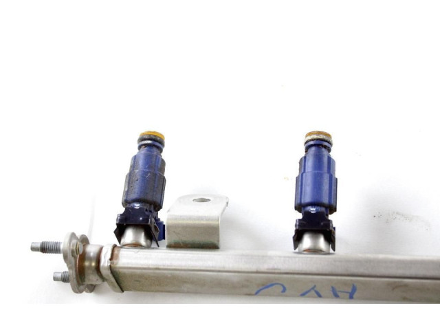 Vstřikovač 353402B010 Hyundai i30