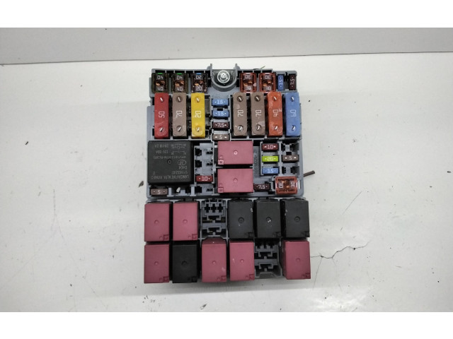 Блок предохранителей 51882145, 51882145 Jeep Renegade