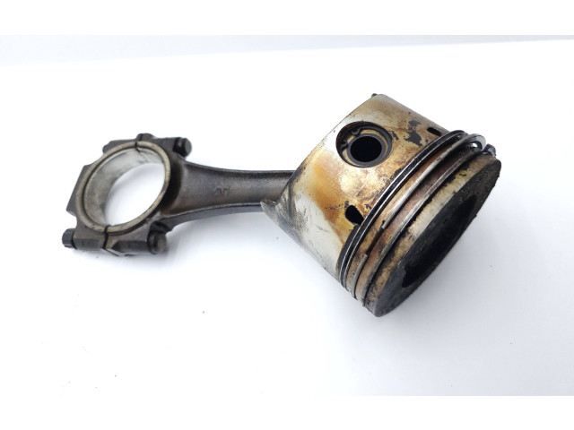 Поршень с шатуном L410 UE38199, UE9840 Rolls-Royce Silver Spur