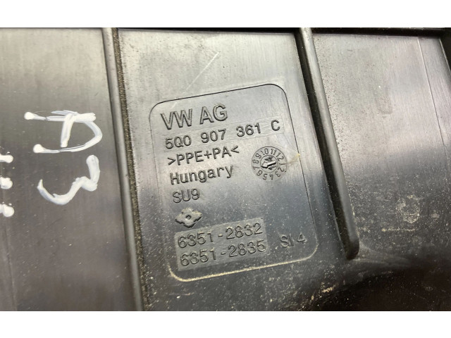 Блок предохранителей 5Q0907361C Audi A3 S3 8V