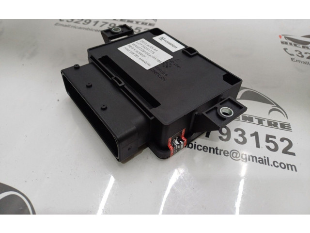 Pojistková skříňka Блок управления заднего тормоза 8K0907801M, 100KW Audi A4 Allroad 2013