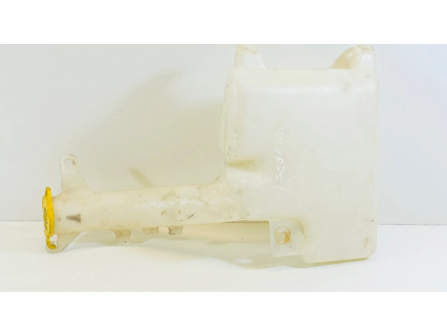 Бачок оконной жидкости