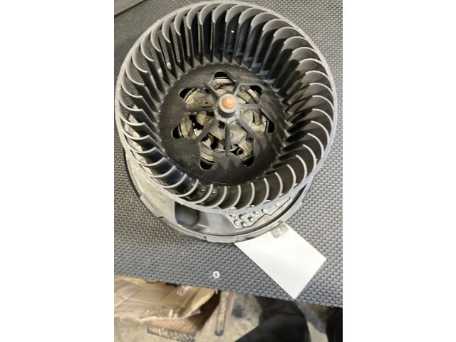 Вентилятор печки       Volkswagen Touran I