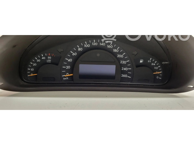 Přístrojová deska Mercedes-Benz C W203 2002 A2035403911