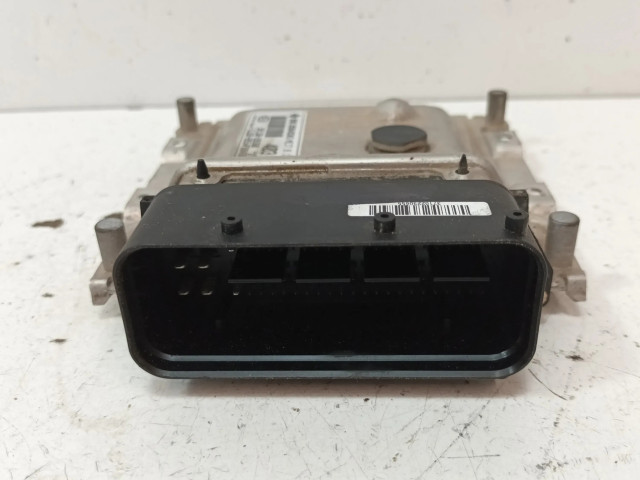 Блок управления двигателя 391302B260   KIA Rio