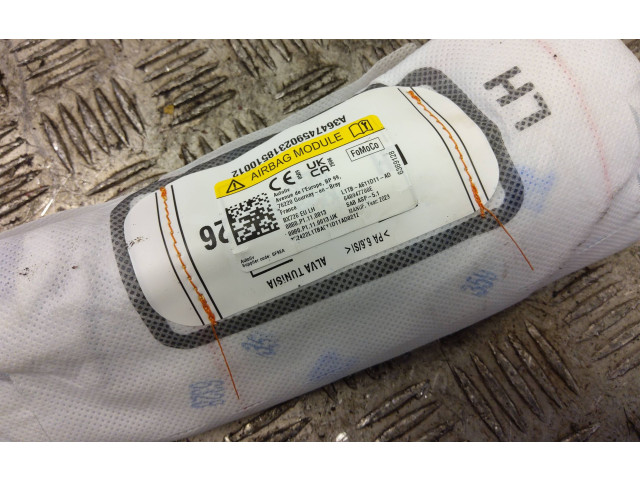 Подушка безопасности в сиденье L1TBA611D11AD Ford Puma