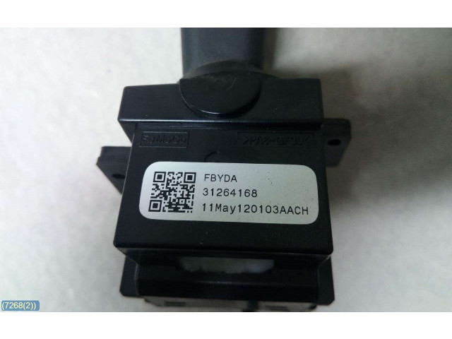 Ручка стеклоочистителей    Volvo V70