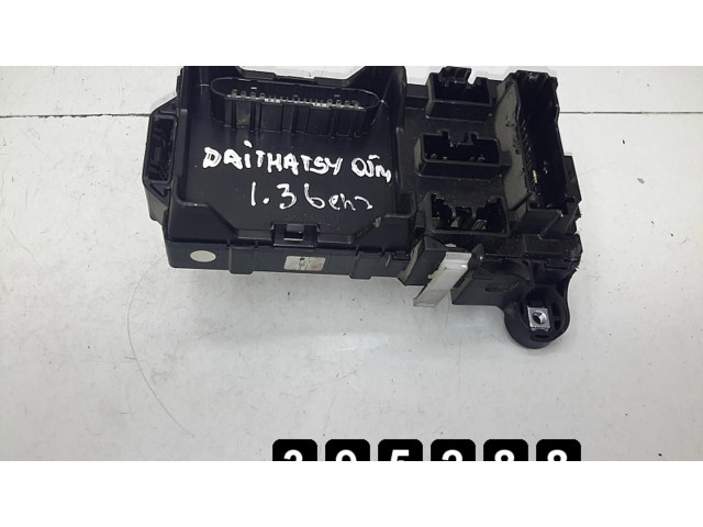 Блок предохранителей Daihatsu Sirion