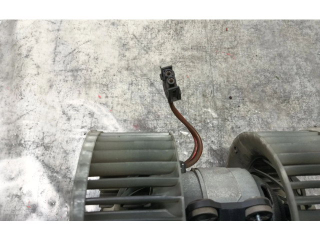 Вентилятор печки    64113453729   BMW X3 E83